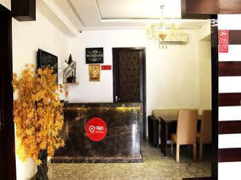 Oyo Rooms Pitampura Rani Bagh New Delhi Exterior photo